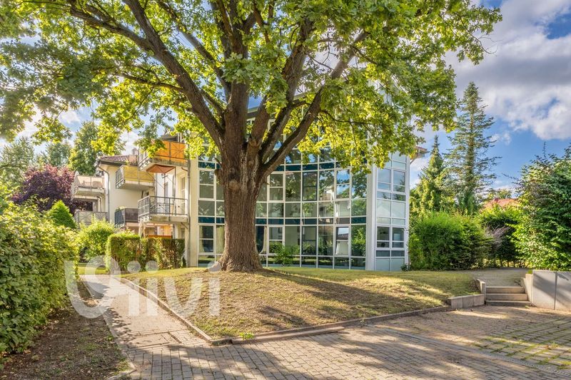 2-Zi.-Wohnung in Woltersdorf: 61 m², 1.OG, Balkon, bezugsfrei, modernisiert, ruhige grüne Lage